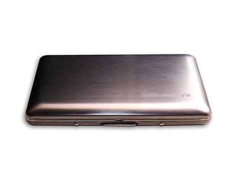 Steel Smart Credit Card Case With RFID Technology Protecting 